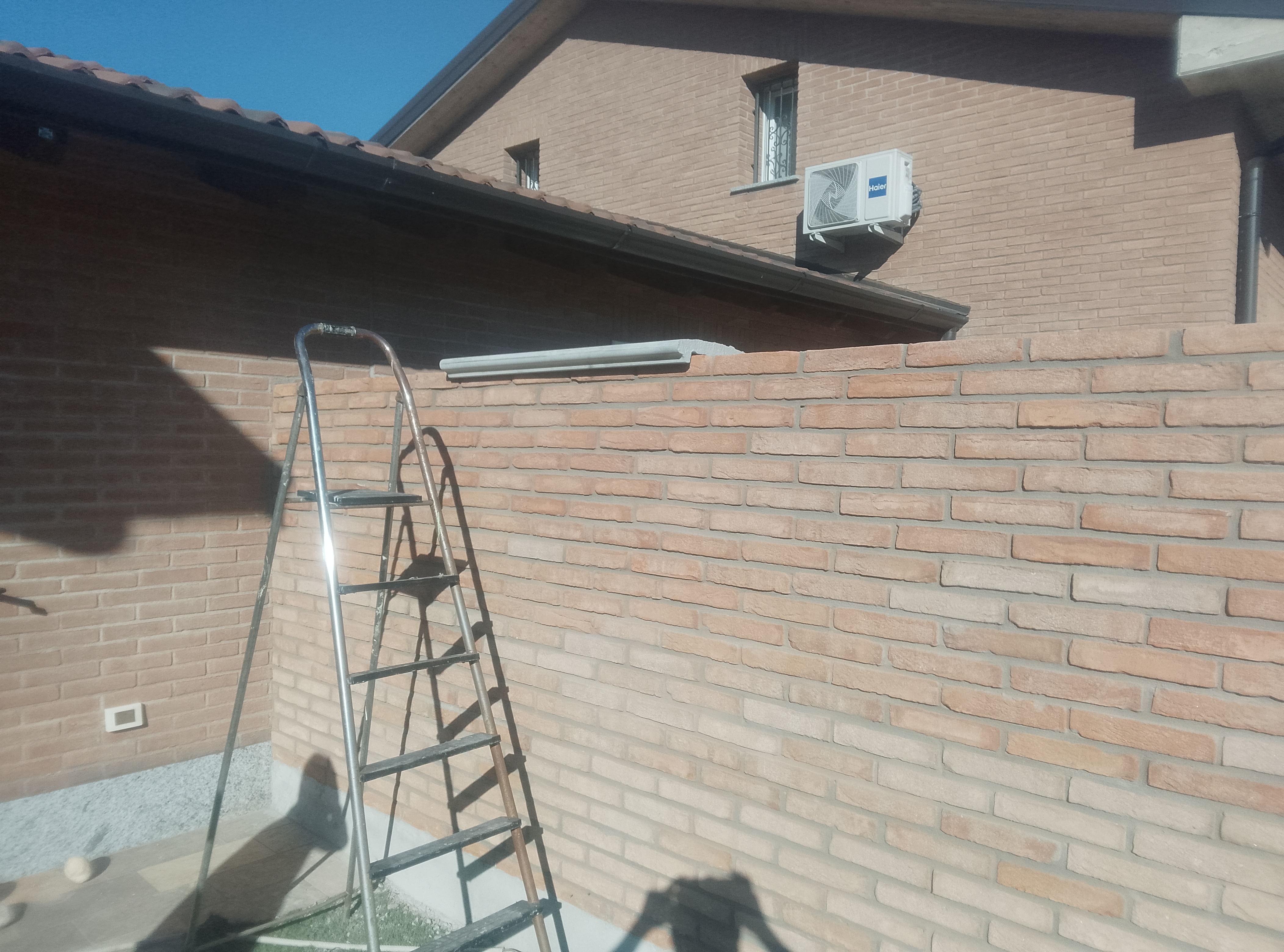 Lavoro muro mattoni 1